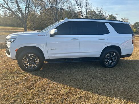 Used 2023 Chevrolet Tahoe Z71 w/ Off-Road Capability Package image 8