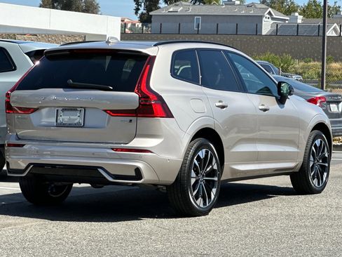 New 2026 Volvo XC60 B5 Plus w/ Protection Package Premier image 5