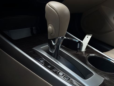 Used 2015 Nissan Altima 2.5 SL w/ Moonroof Package FWD image 27