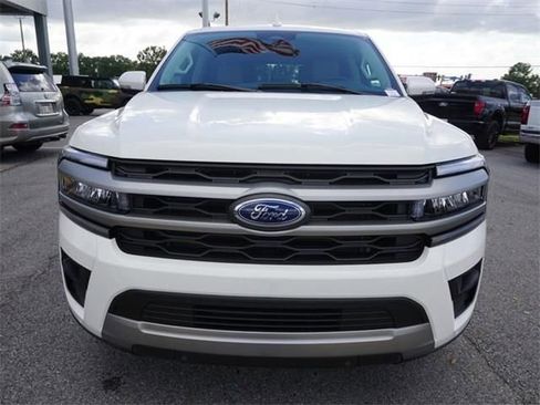 New 2024 Ford Expedition Max XLT image 2