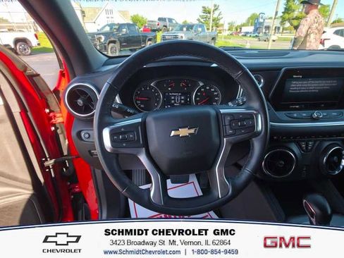Used 2019 Chevrolet Blazer LT FWD image 15