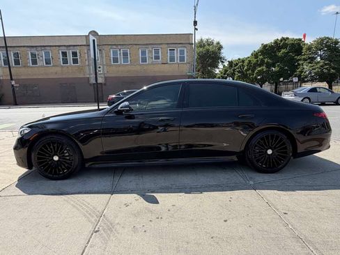 Used 2021 Mercedes-Benz S 580 4MATIC Sedan w/ AMG Line image 8