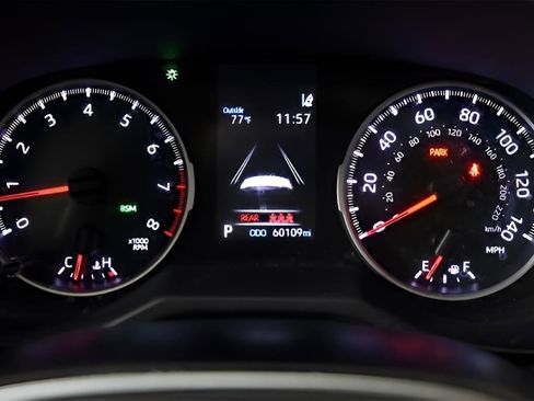 Used 2020 Toyota RAV4 XLE Premium image 26