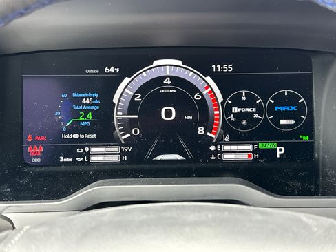 New 2026 Toyota Tundra Platinum image 32