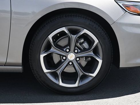 Used 2023 Chevrolet Malibu LT FWD image 12