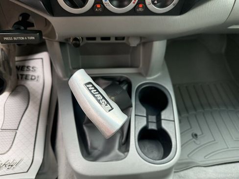 Used 2011 Toyota Tacoma 2WD Regular Cab image 16