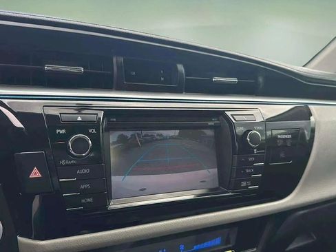 Used 2014 Toyota Corolla LE image 34