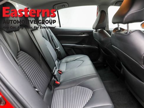 Used 2024 Toyota Camry SE image 38