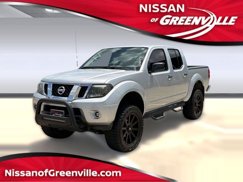 Used 2020 Nissan Frontier SV RWD image 1