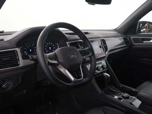 Used 2020 Volkswagen Atlas Cross Sport SEL AWD/4WD image 25