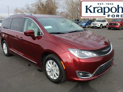 Used 2018 Chrysler Pacifica Touring-L