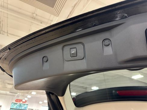 Used 2018 Nissan Murano Platinum FWD image 41