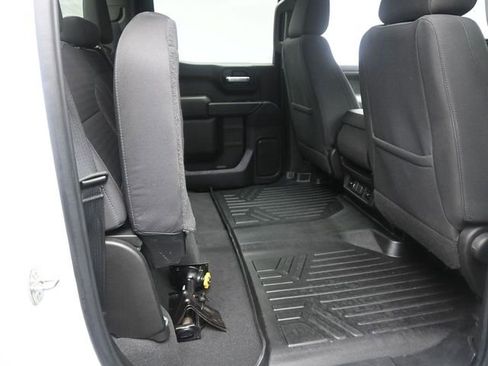 Used 2021 Chevrolet Silverado 1500 LT image 24