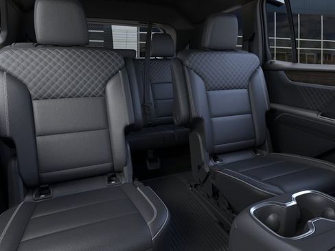 New 2026 GMC Acadia Denali w/ Super Cruise Package FWD image 19