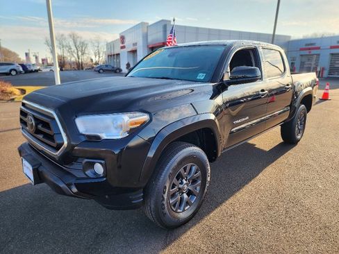 Used 2023 Toyota Tacoma SR5 image 3