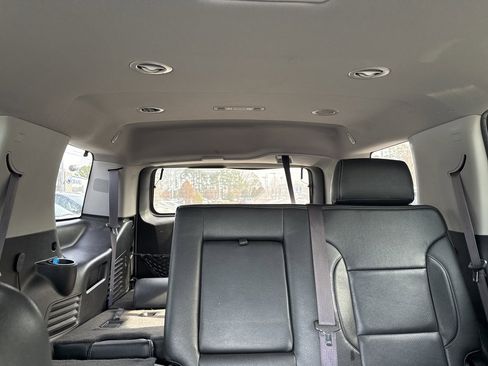 Used 2017 GMC Yukon SLE w/ SLE Value Package image 13