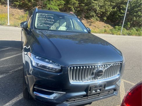 Used 2023 Volvo XC90 B6 Plus w/ Protection Package Premier AWD/4WD image 3