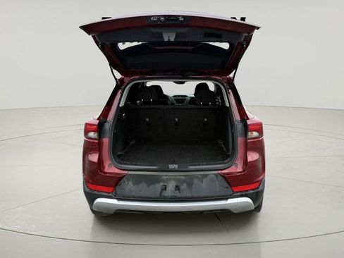 Used 2022 Chevrolet TrailBlazer LT AWD/4WD image 9