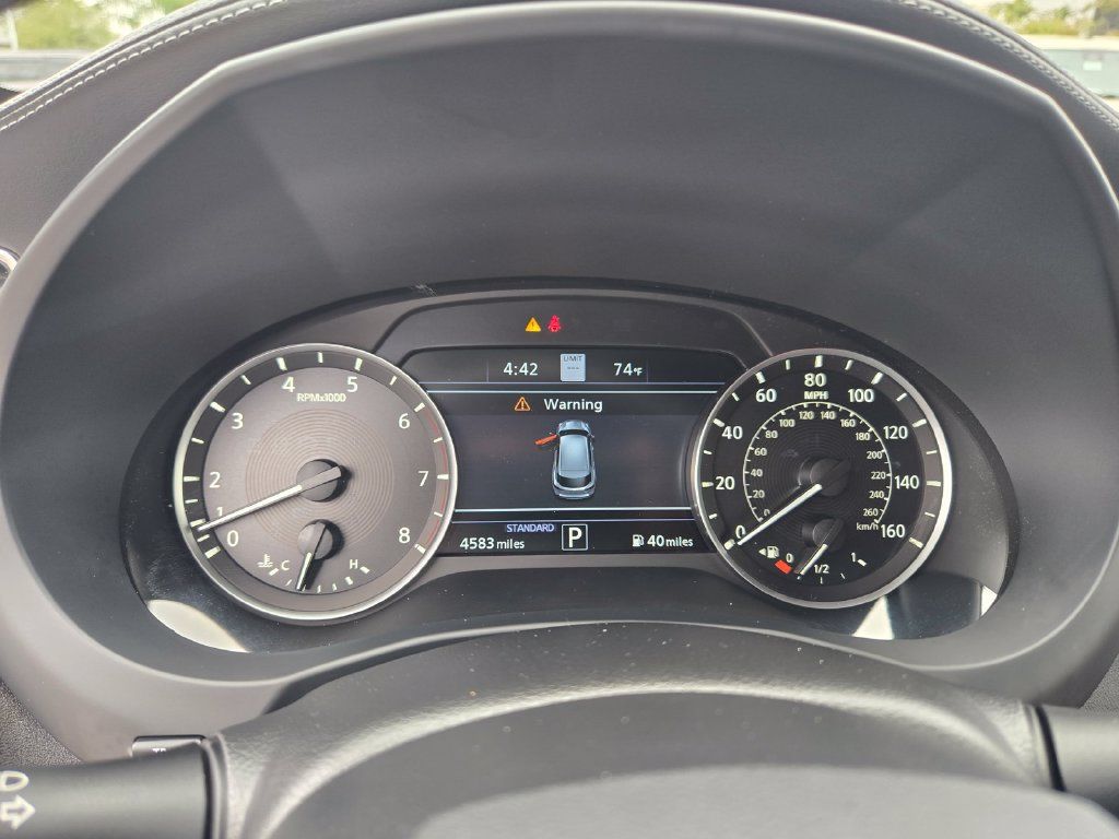 Used 2025 INFINITI QX50 Sport AWD/4WD image 23