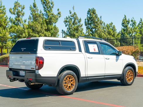 Used 2024 Honda Ridgeline TrailSport image 12