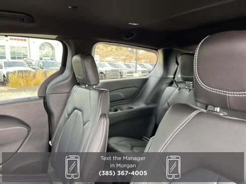 New 2026 Chrysler Pacifica Select image 16