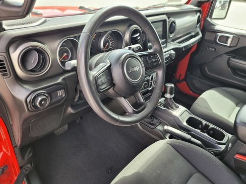 Used 2023 Jeep Wrangler Unlimited Sport AWD/4WD image 14