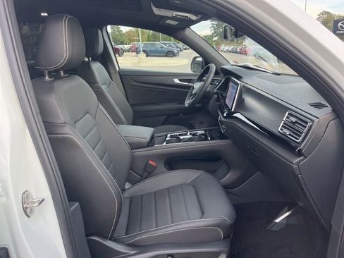 New 2026 Volkswagen Atlas Cross Sport SEL R-Line AWD/4WD image 32