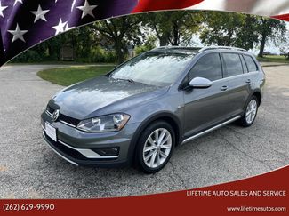 Used 2017 Volkswagen Golf Alltrack SEL image 1