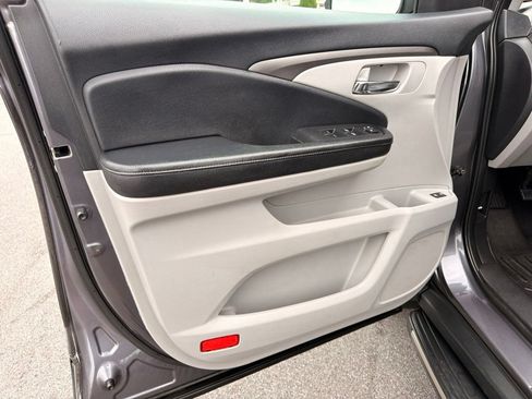 Used 2018 Honda Pilot EX-L image 10