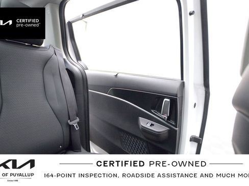 Used 2025 Kia Carnival SX Prestige image 12