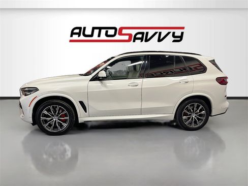 Used 2022 BMW X5 xDrive40i w/ M Sport Package image 4