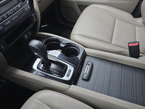 Used 2019 Honda Ridgeline RTL-E image 24