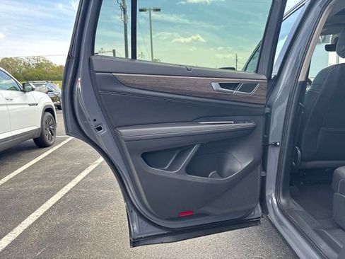 New 2026 Volkswagen Atlas SEL AWD/4WD image 35