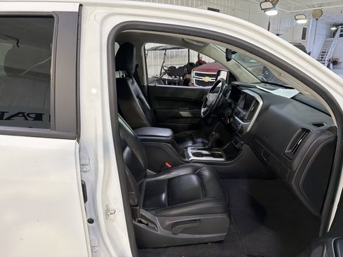 Used 2021 Chevrolet Colorado LT w/ LT Convenience Package image 13