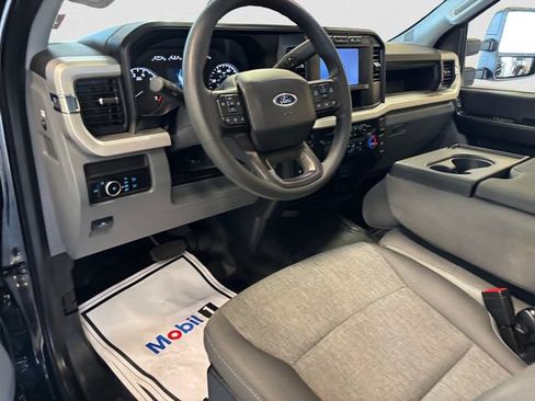 Used 2024 Ford F250 XL w/ FX4 Off-Road Package AWD/4WD image 11