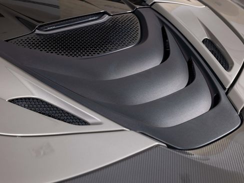 Used 2020 McLaren 720S Spider image 31