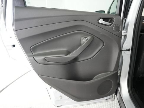 Used 2015 Ford Escape Titanium FWD image 32