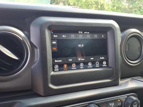 Used 2022 Jeep Wrangler Unlimited Sport AWD/4WD image 8