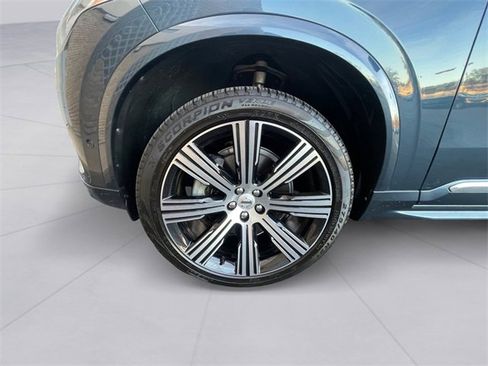Used 2023 Volvo XC90 B6 Ultimate w/ Protection Package Premier image 9