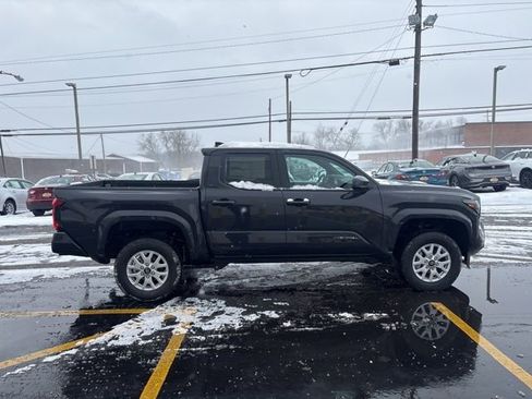 New 2026 Toyota Tacoma SR5 AWD/4WD image 6