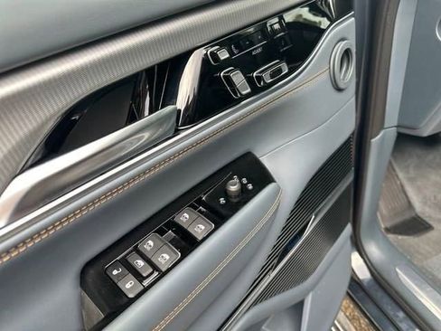 New 2023 Jeep Grand Wagoneer Series II image 12