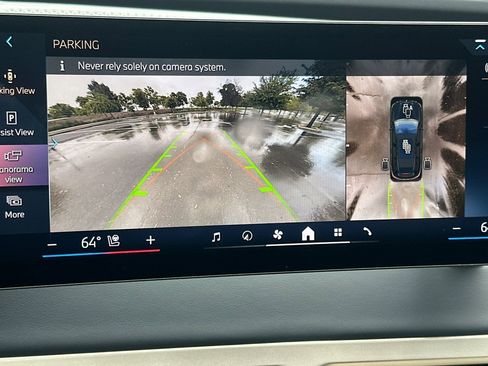 Certified 2024 BMW iX xDrive50 w/ Premium Package image 23