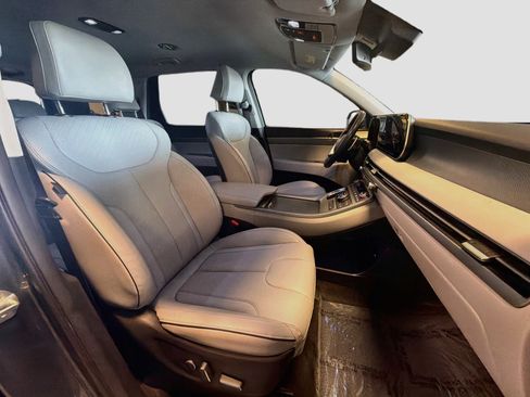 Used 2025 Hyundai Palisade SEL AWD/4WD image 34