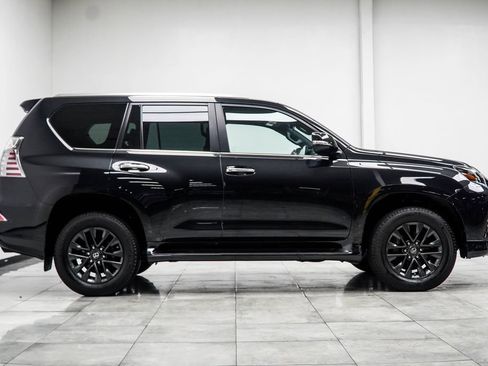 Used 2023 Lexus GX 460 Premium w/ Premium Package AWD/4WD image 7