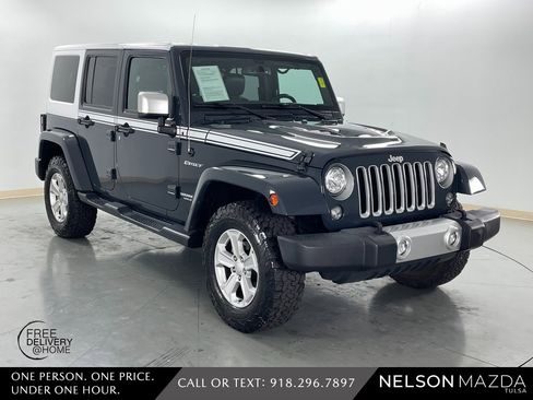 Used 2017 Jeep Wrangler Unlimited Sahara w/ Quick Order Package 24E Chief image 4