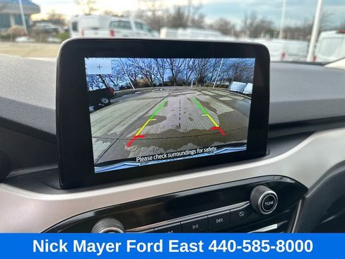 Used 2022 Ford Escape SE w/ Cold Weather Package image 26