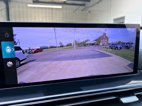 Used 2025 Genesis GV80 AWD 2.5T Standard image 36