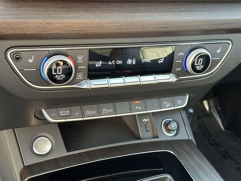 Used 2023 Audi Q5 2.0T Premium image 37