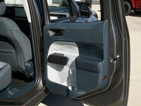 New 2025 Ford Maverick XLT w/ XLT Luxury Package image 29