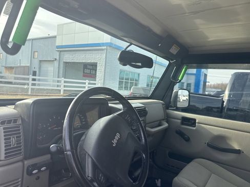 Used 2006 Jeep Wrangler Rubicon image 11